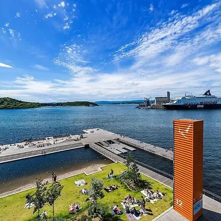 1br Waterfront By Opera And Munch